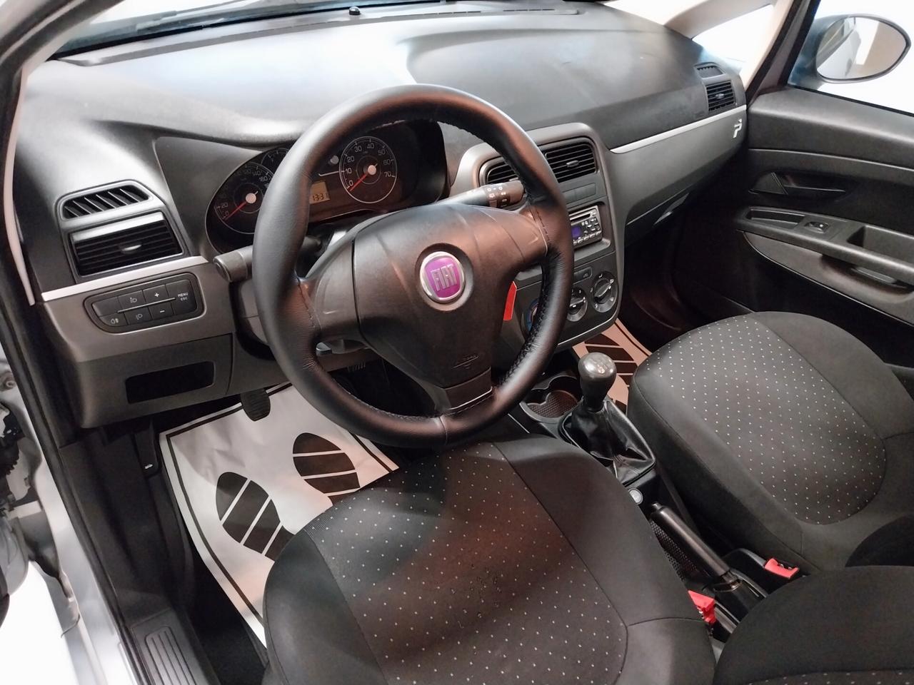 Fiat Grande Punto 1.3 MJT 75 CV 5 porte - ok neopatentati