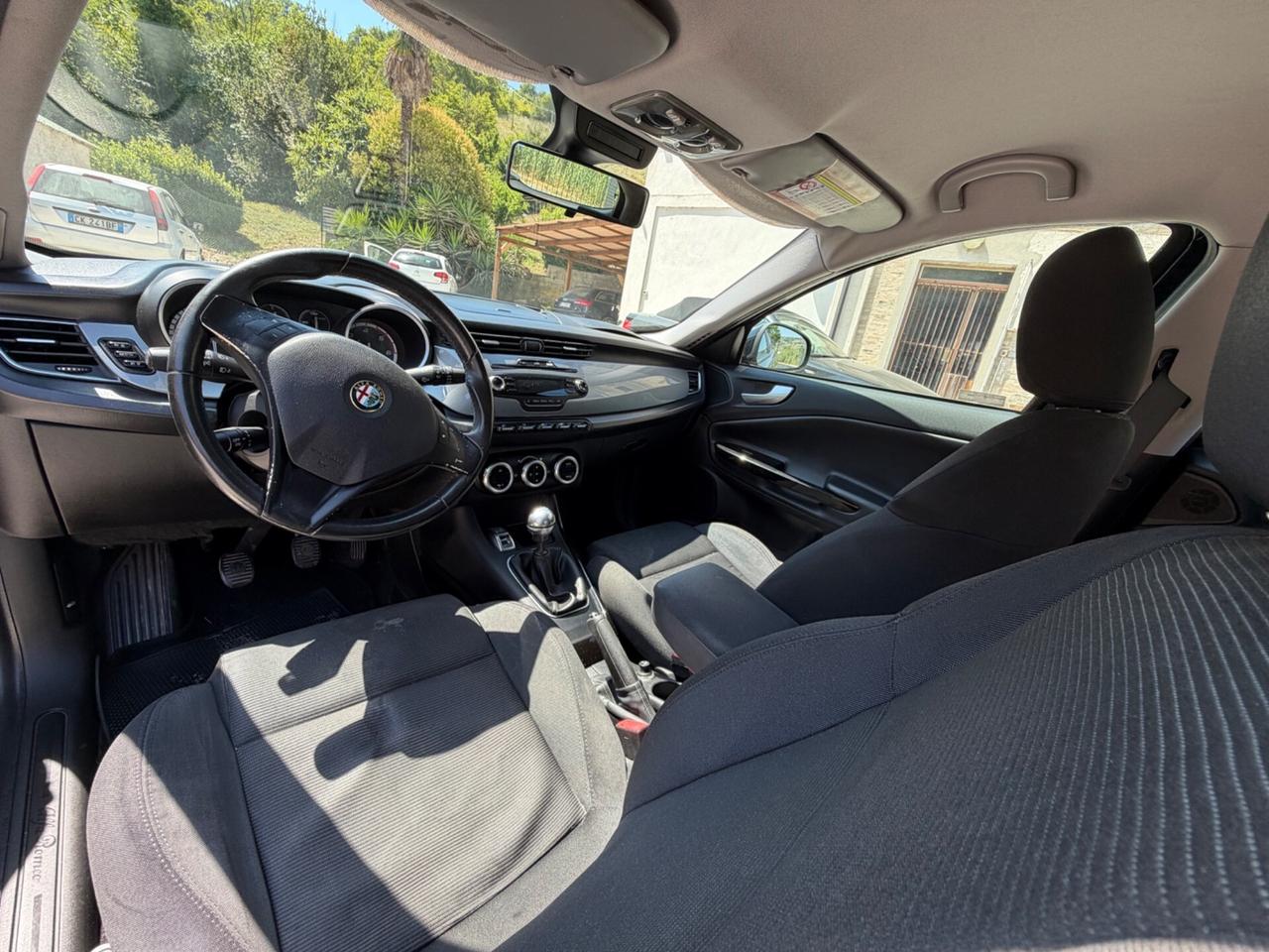 Alfa Romeo Giulietta 1.6 JTDm-2 105 CV Exclusive