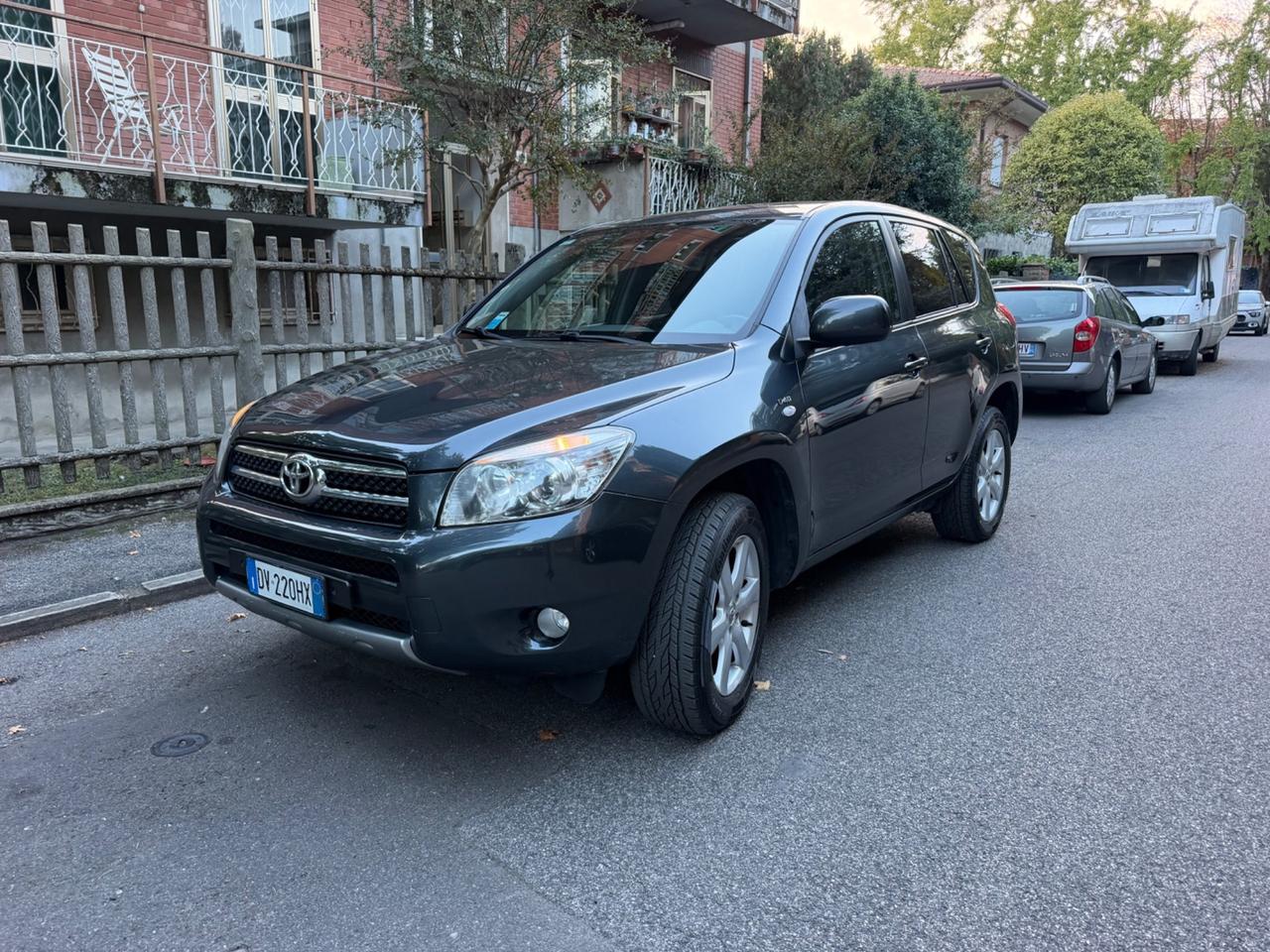 Toyota RAV 4 RAV4 2.2 D-4D 136 CV DPF Luxury crossover