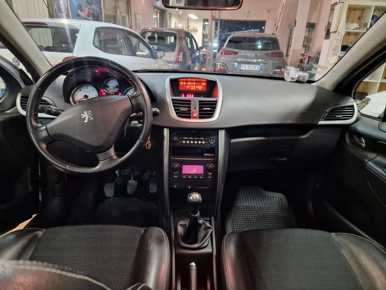 Peugeot 207 1.6 HDi 90CV SW Outdoor, 123 mila chilometri