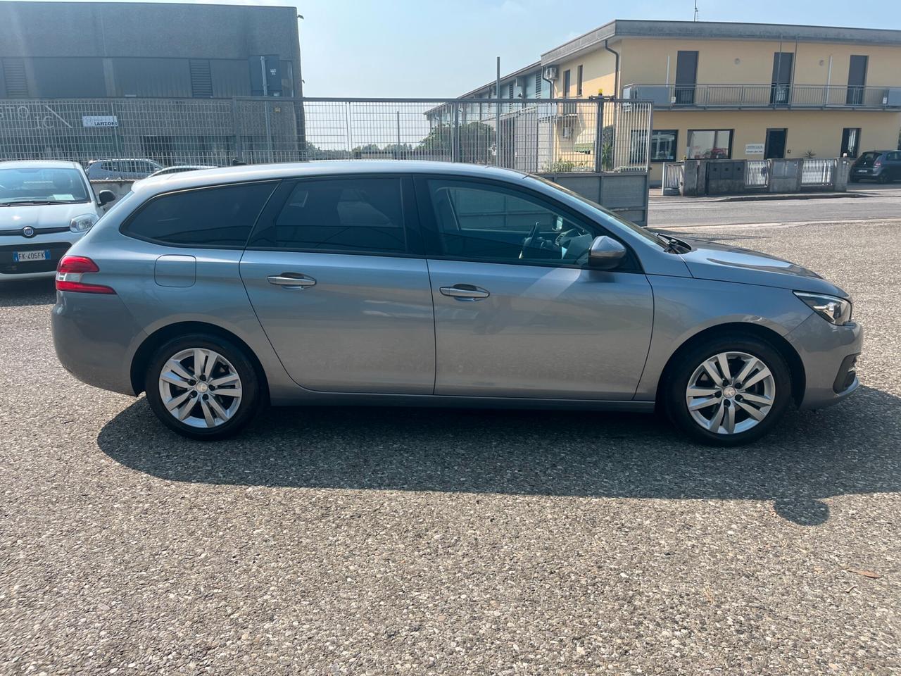 Peugeot 308 BlueHDi 130 S&S EAT8 SW Business