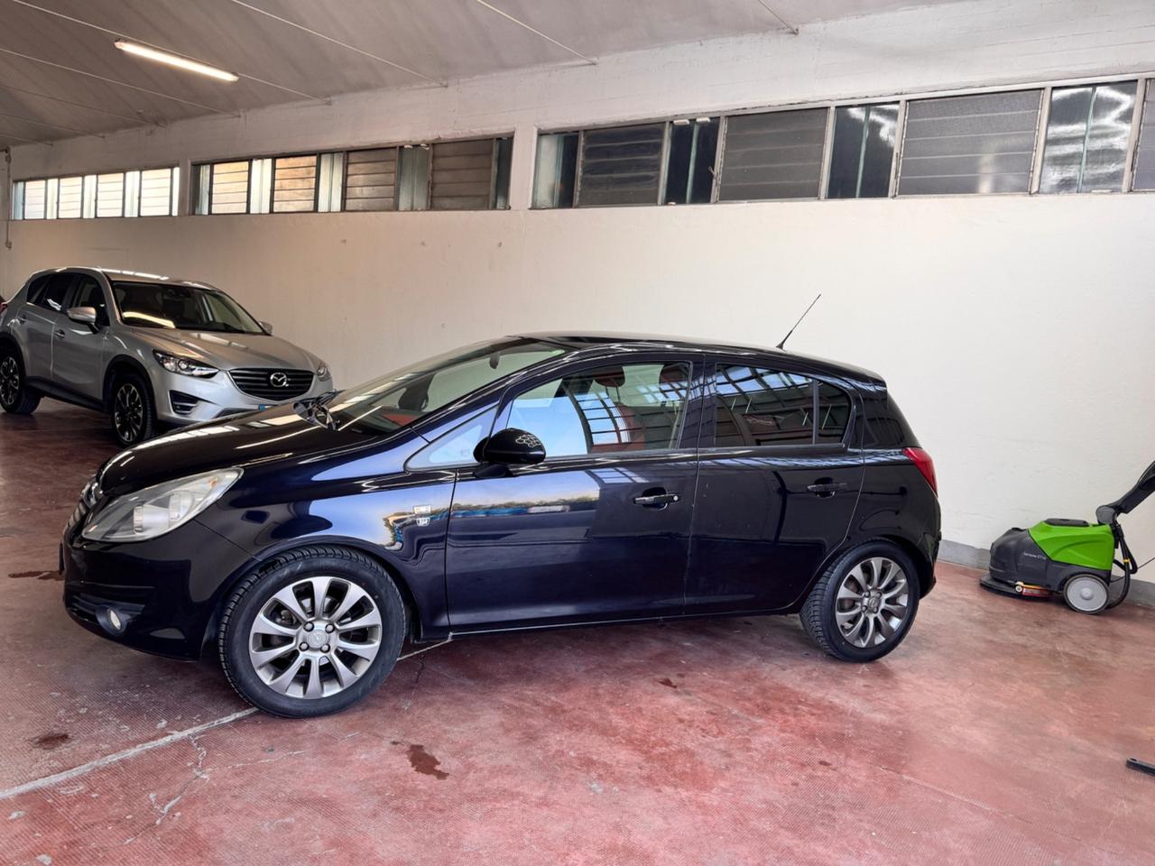Opel Corsa 1.2 80CV 5 porte GPL-TECH Club