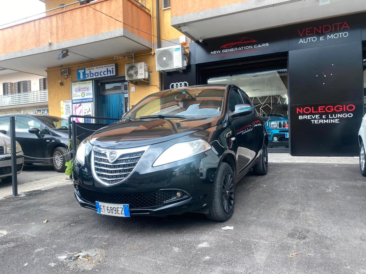 Lancia Ypsilon 0.9 TwinAir 85 CV 5 porte Metano Ecochic Gold