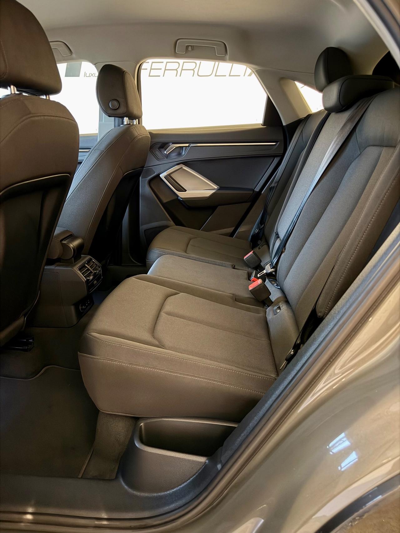 Audi Q3 Sportback 35 2.0 Tdi 150CV STronic