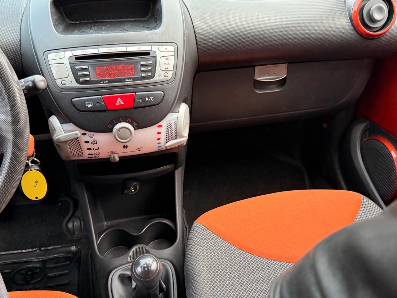 Toyota Aygo 1.0 12V VVT-i 5 porte Tobasco