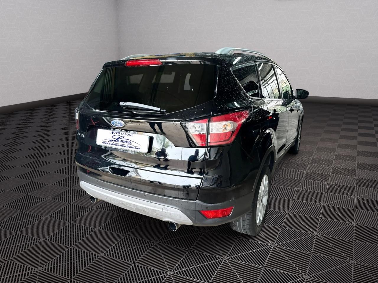 Ford Kuga 1.5 TDCI 120 CV S&S 2WD Titanium
