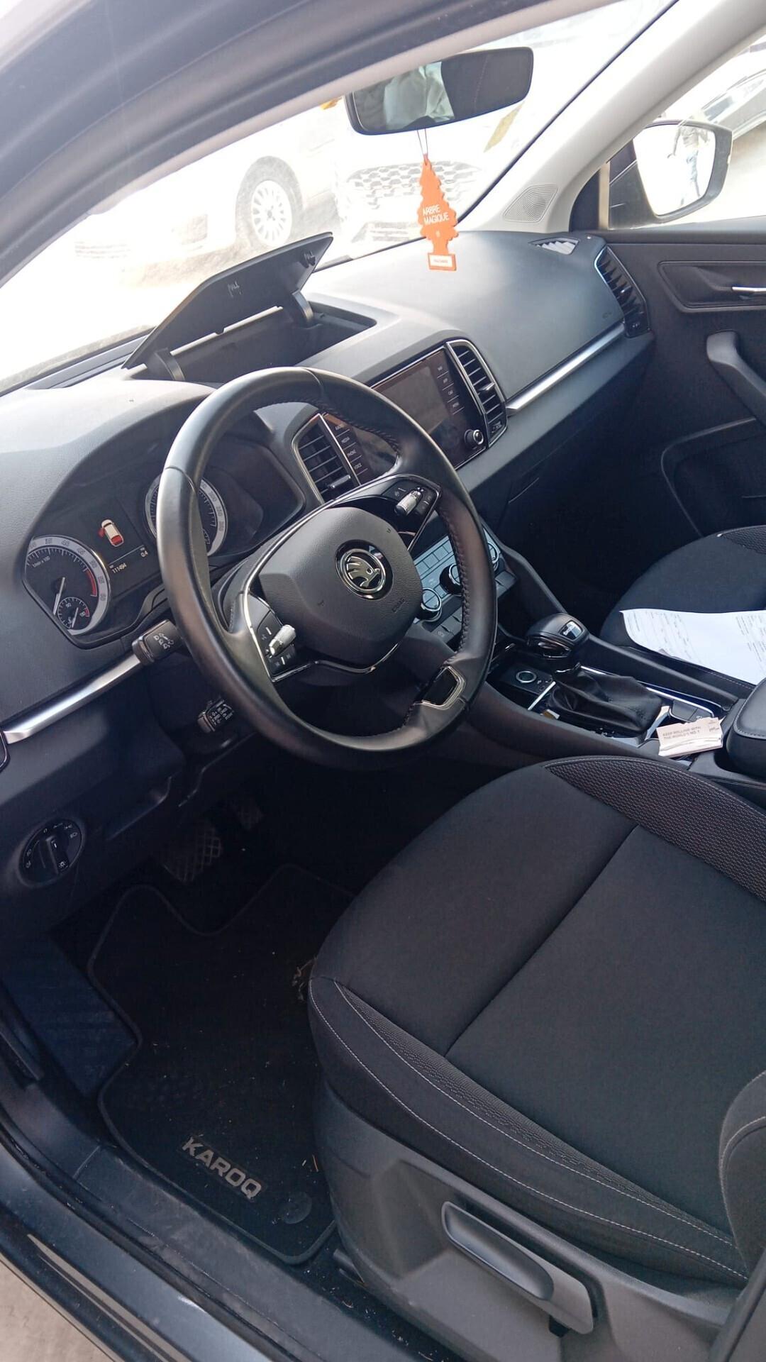 Skoda Karoq 2.0 TDI SCR 115 CV Executive SINISTRATA