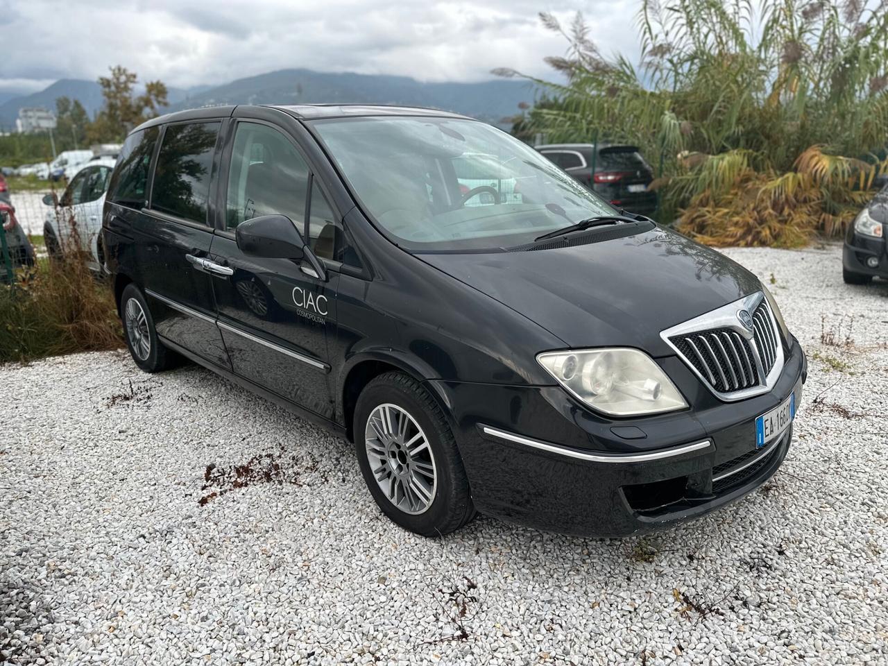 Lancia Phedra 2.0 MJT 136 CV Platino