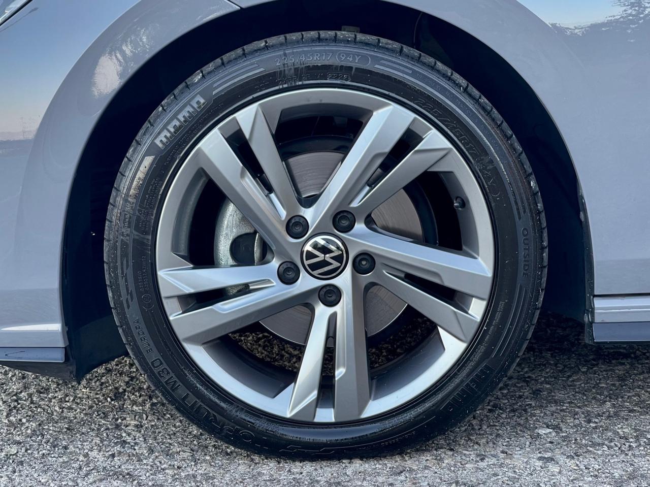 Volkswagen Golf 2.0 TDI 150 CV DSG R-Line TETTO