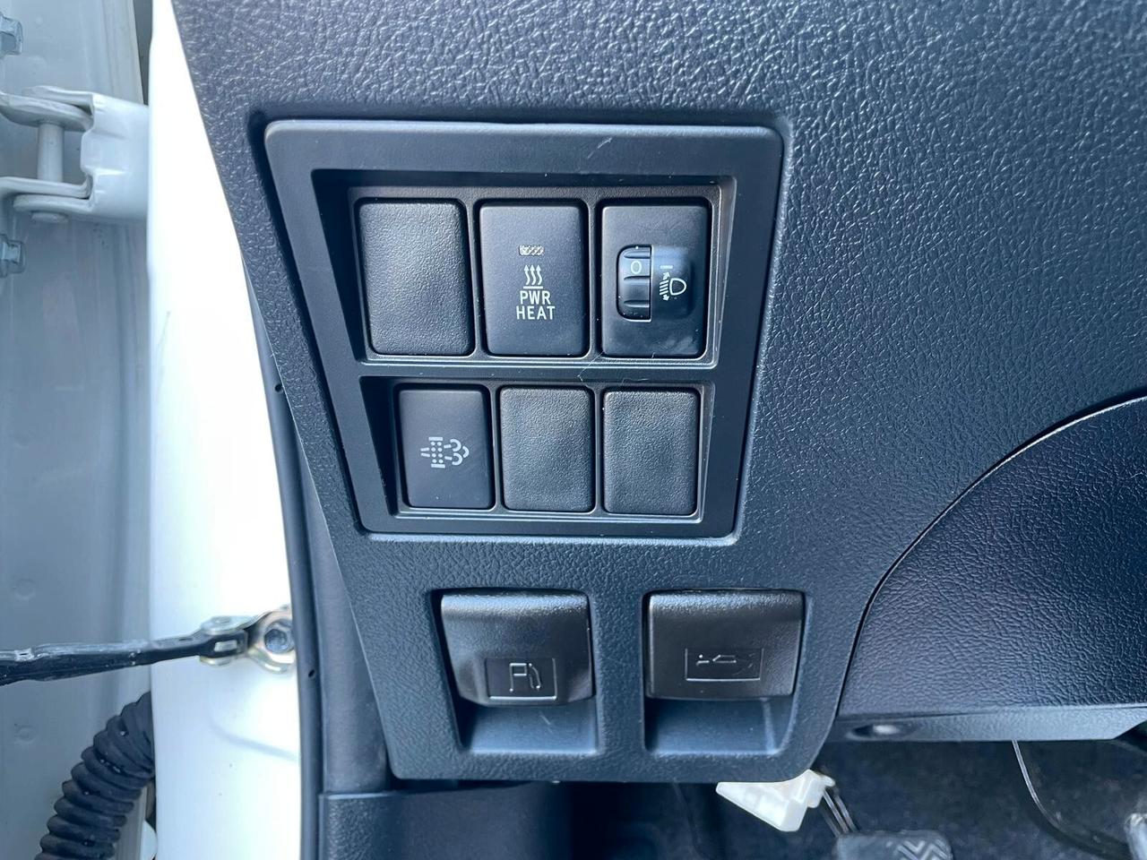 Toyota Hilux 2.4 D-4D 4WD 4 porte Double Cab Comfort