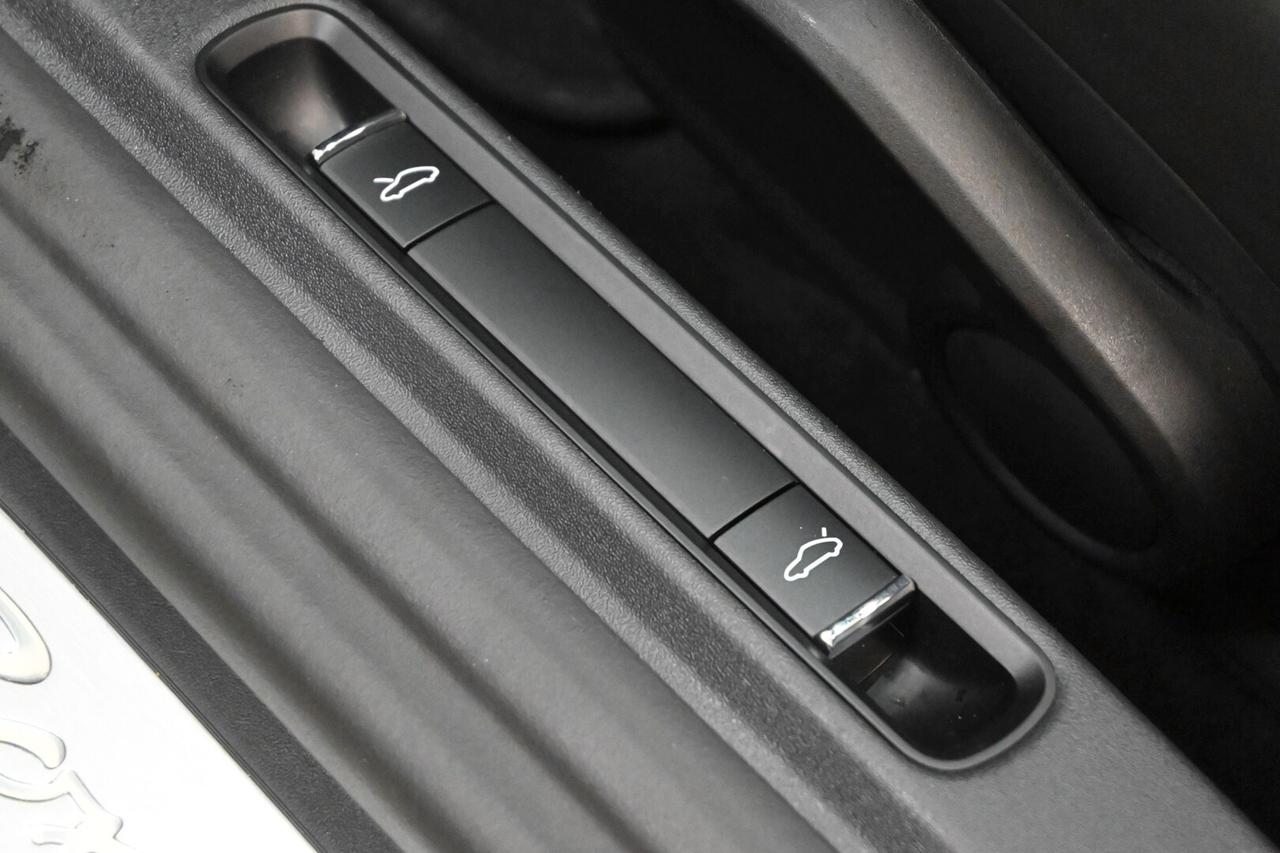 PORSCHE 718 718 Boxster 2.0
