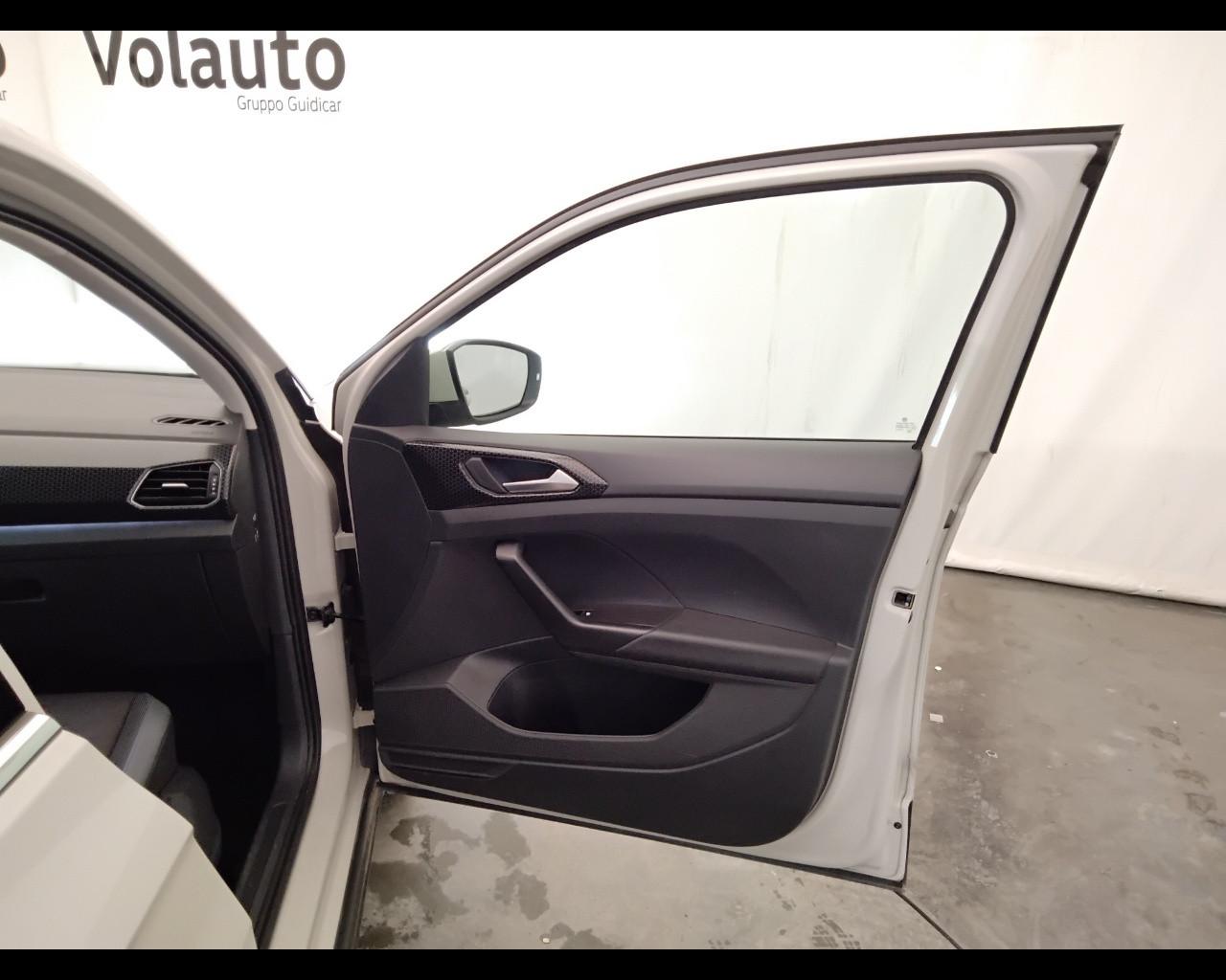 VOLKSWAGEN T-Cross 2019 - T-Cross 1.0 tsi Advanced 110cv
