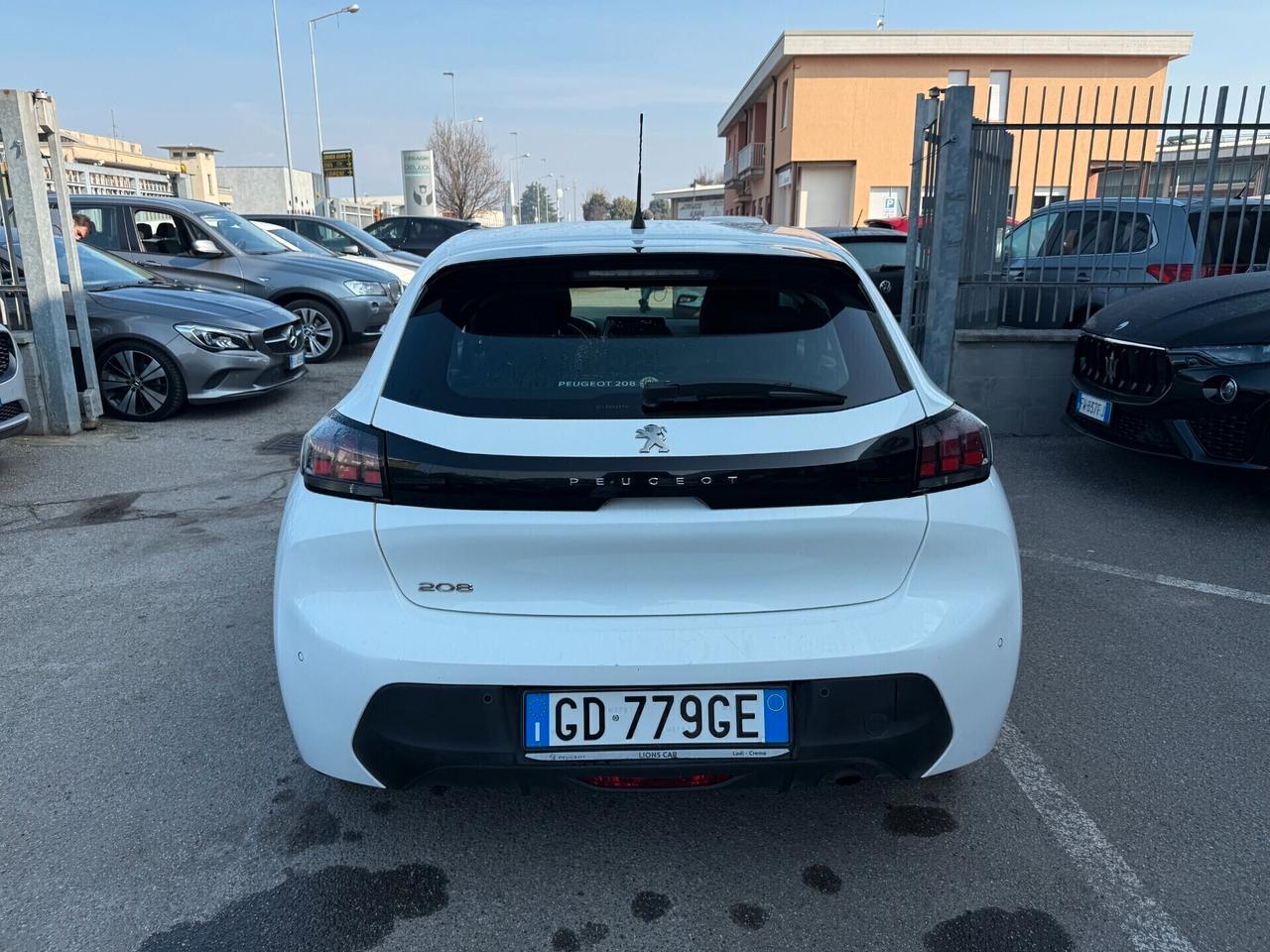 Peugeot 208 EURO 6E NEOPATENTATI