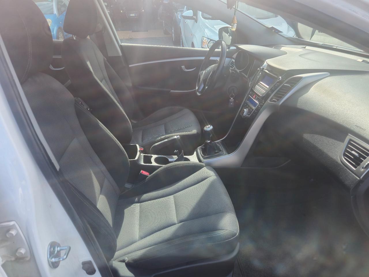 Hyundai i30 1.4 5p. Econext Comfort