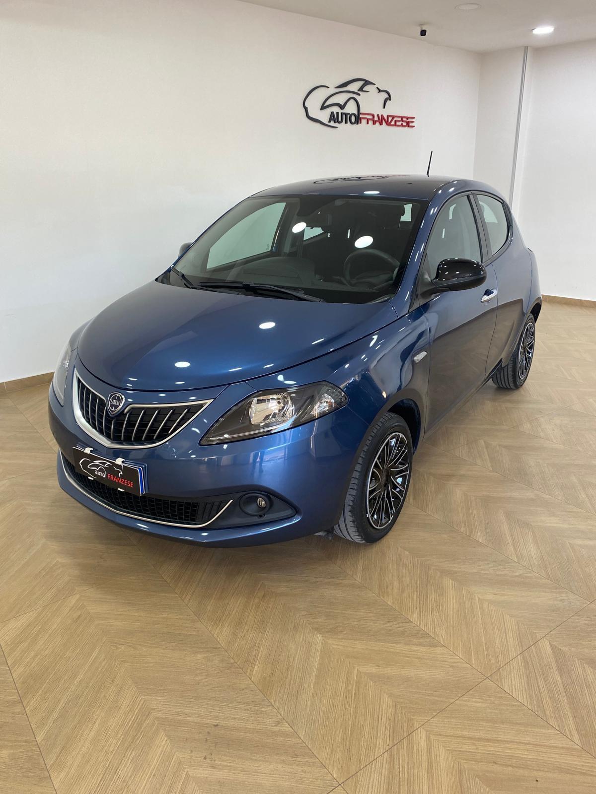 LANCIA YPSILON 1.0 HYBRID 2022-