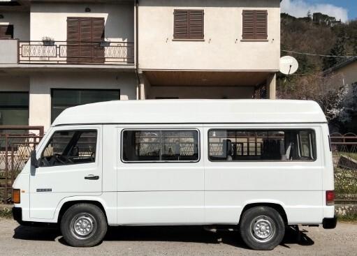 Mercedes-benz Altro MB 100