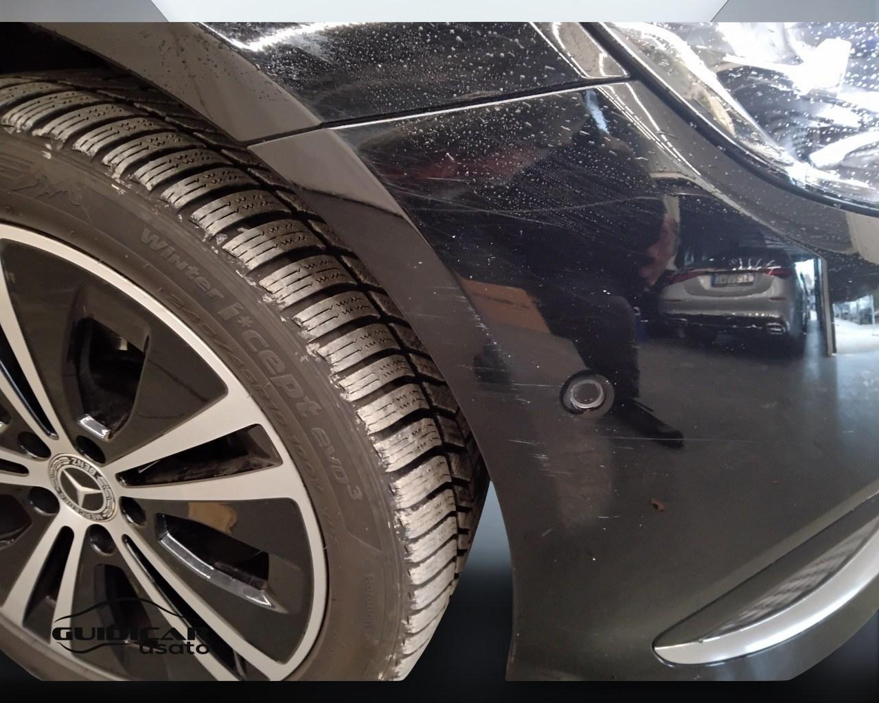 Mercedes-Benz Classe E - C238 Coupe - E Coupe 220 d Business Sport 4matic auto