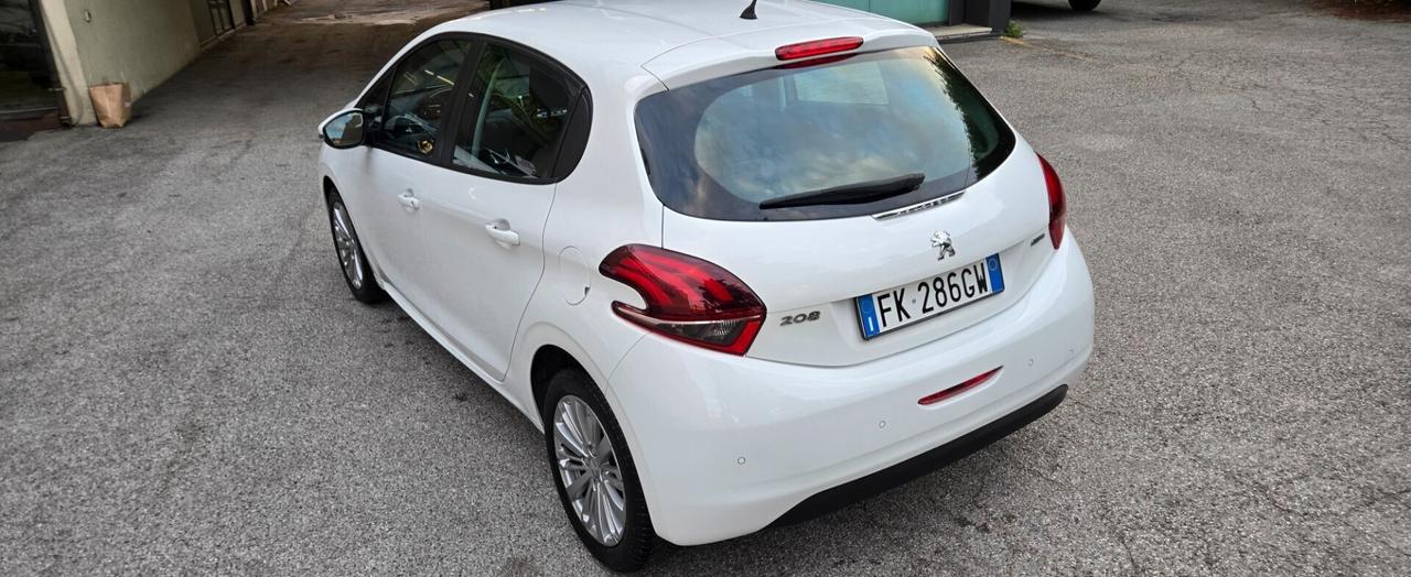 Peugeot 208 PureTech 82 5p. GPL Active
