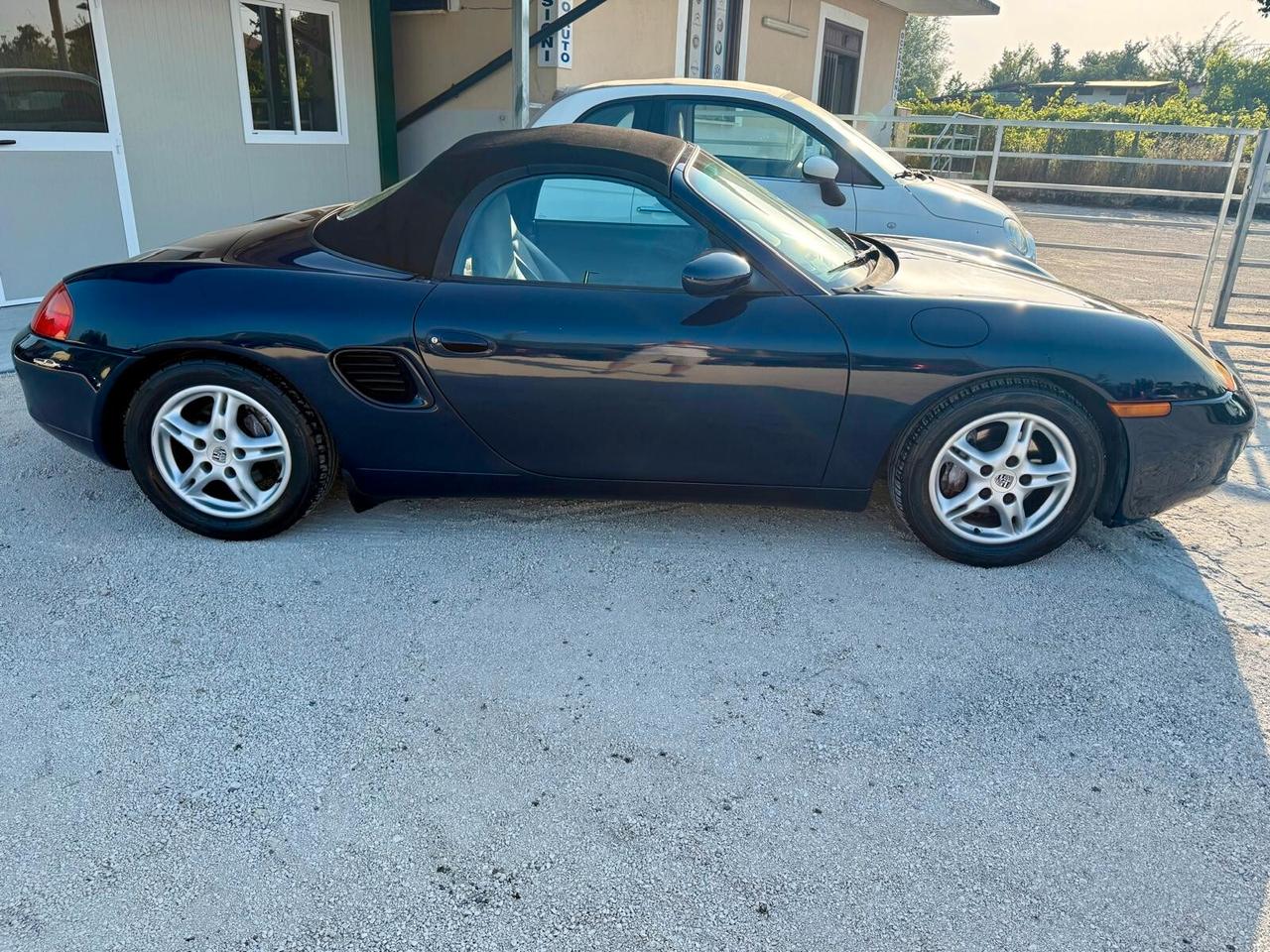 Porsche Boxster 2.5i 24V cat