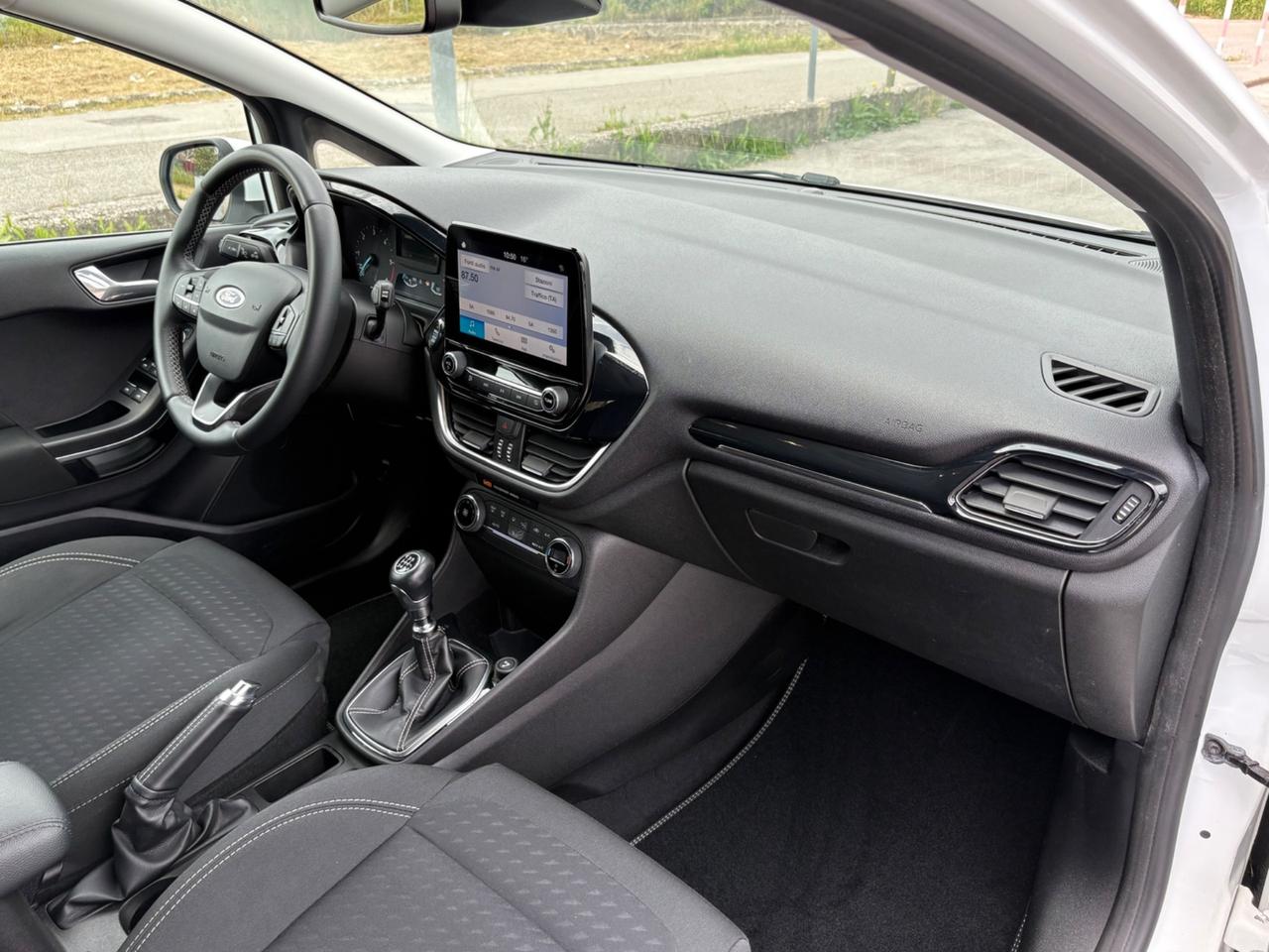 Ford Fiesta 1.5 EcoBlue 5P Titanium FULL/LED/NAV