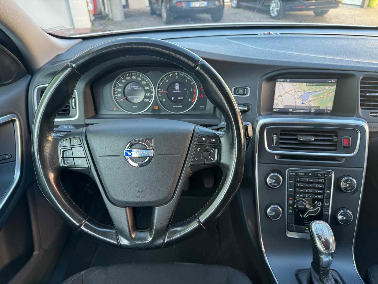 Volvo V60 D2 1.6 Powershift Ocean Race