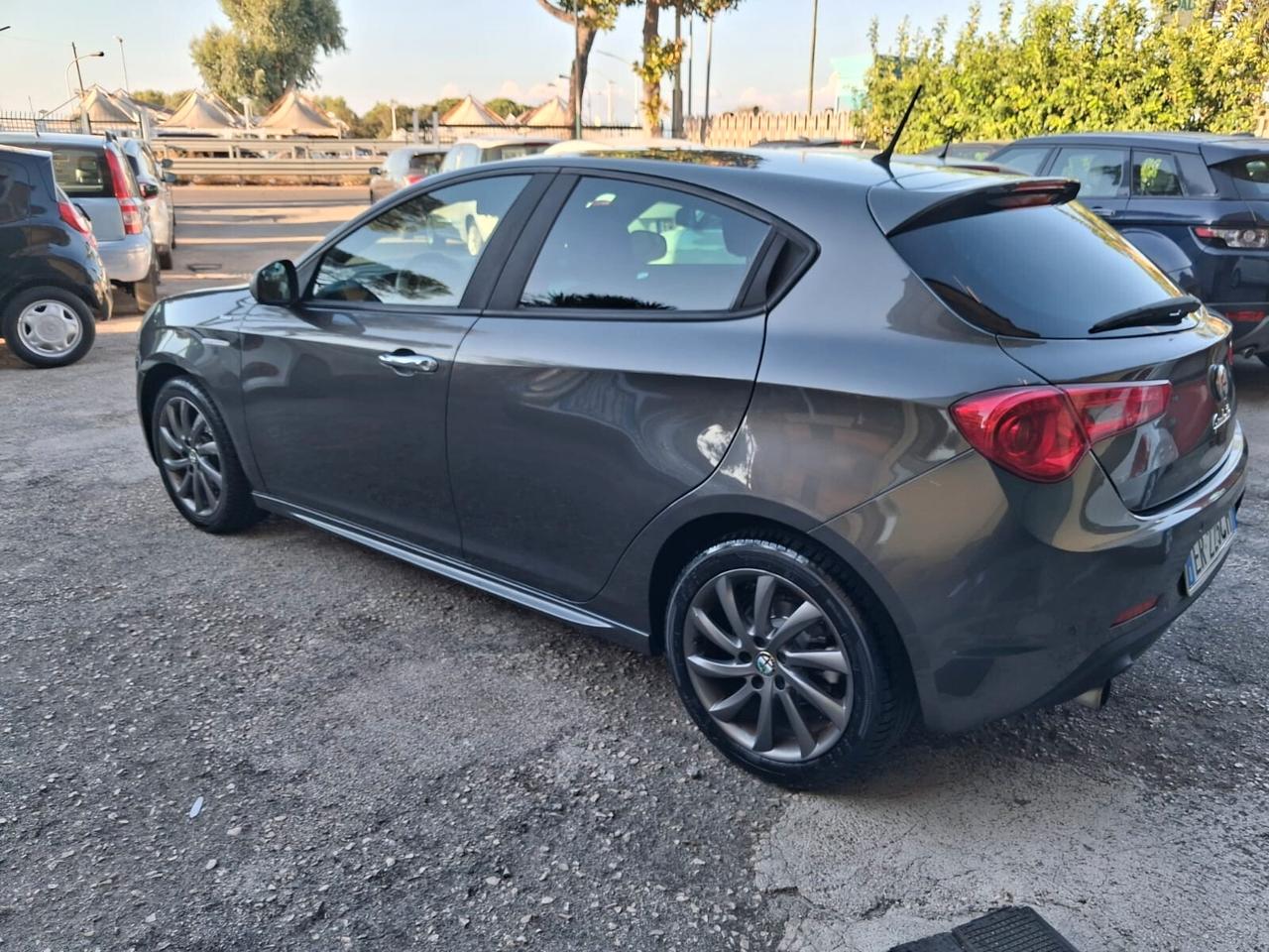 Alfa Romeo Giulietta 1.6 multijet Distinctive 2013
