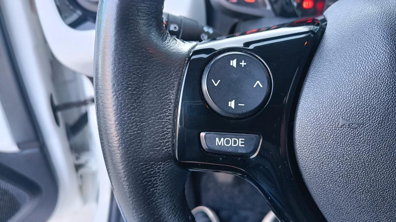 Peugeot 108 VTi 68 5 porte Allure TOP!