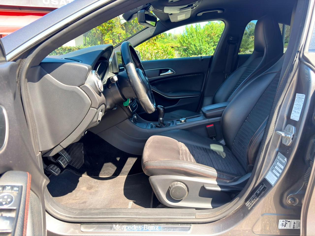 Mercedes-benz CLA 200 Premium