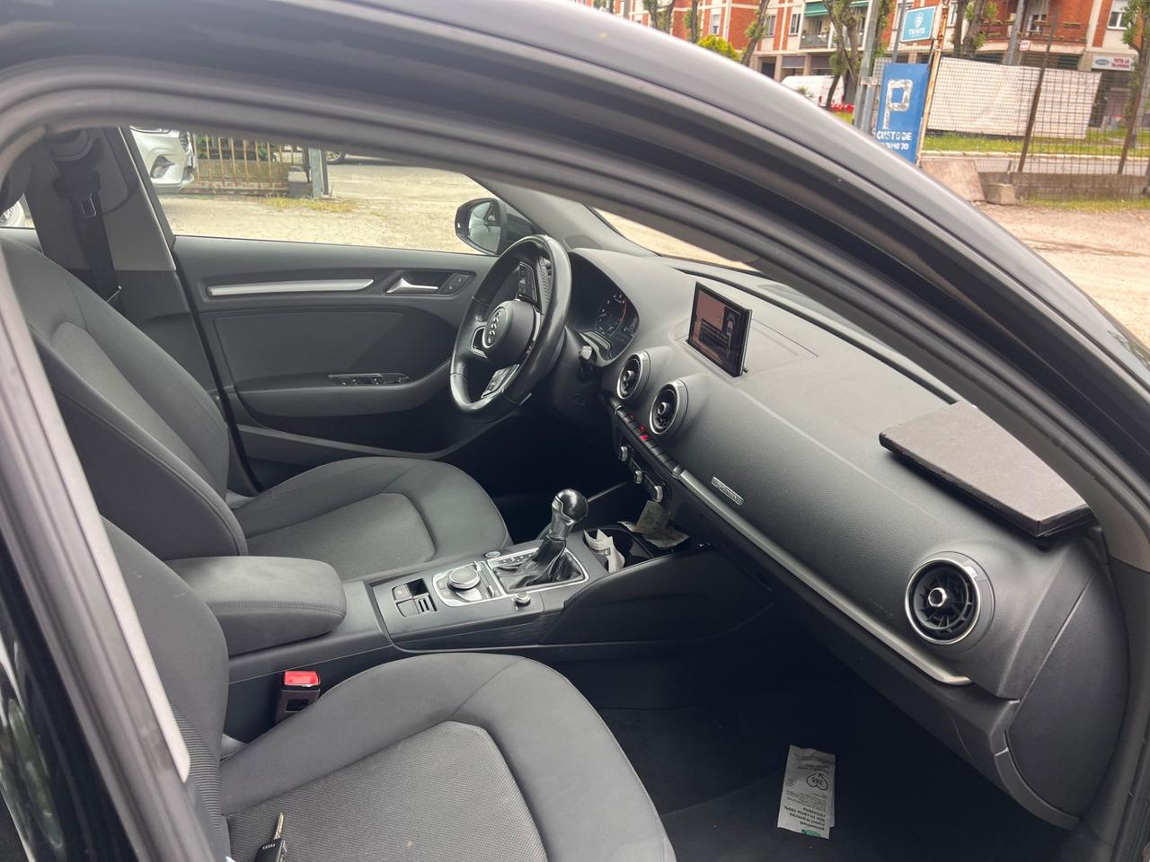 Audi A3 SPB 30 g-tron S tronic Business