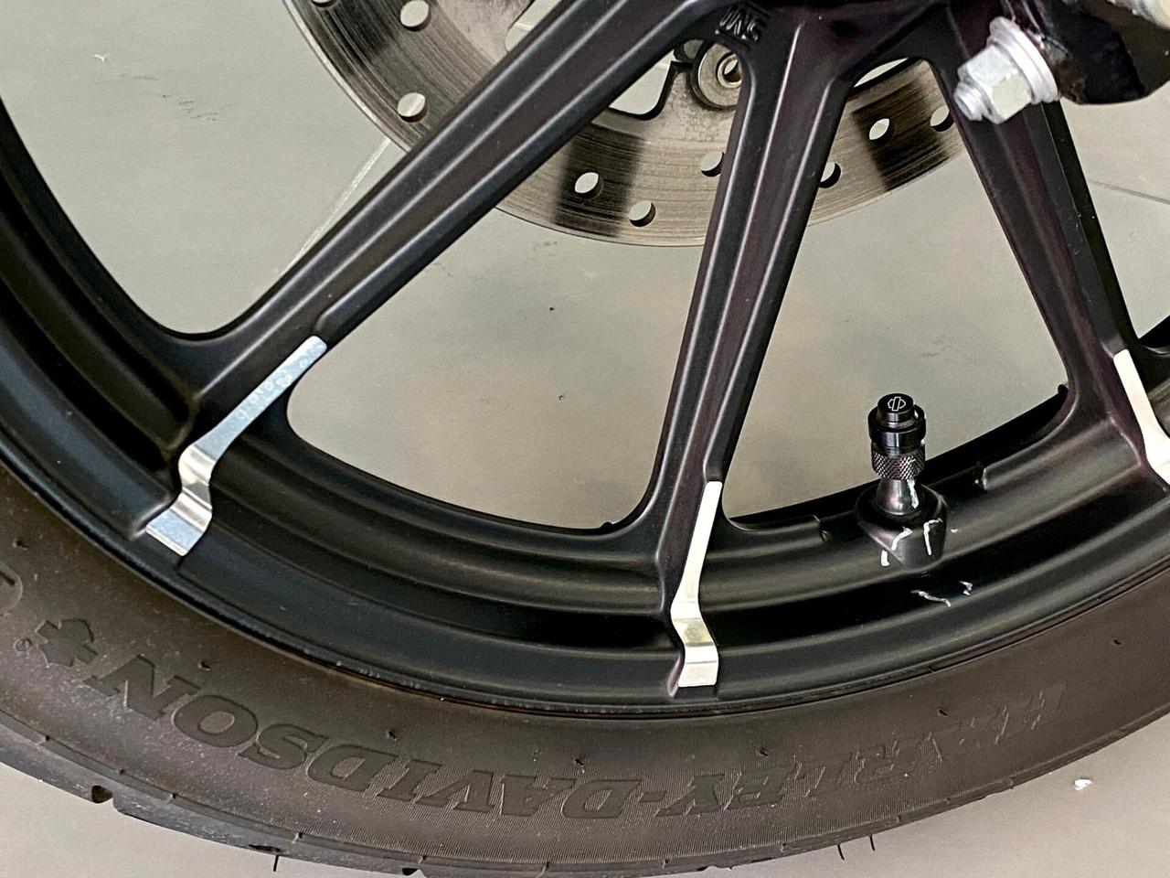 Harley-Davidson Sportster 883 Iron - PERMUTA AUTO MOTO
