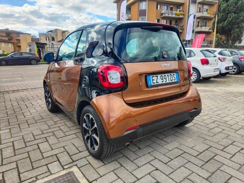 smart fortwo fortwo 70 1.0 twinamic Youngster
