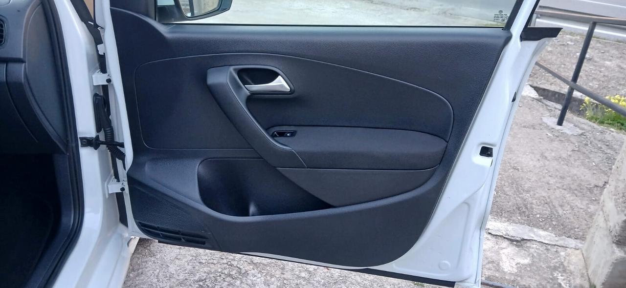 Volkswagen Polo 1.0 MPI 5p. Business Trendline - 2016