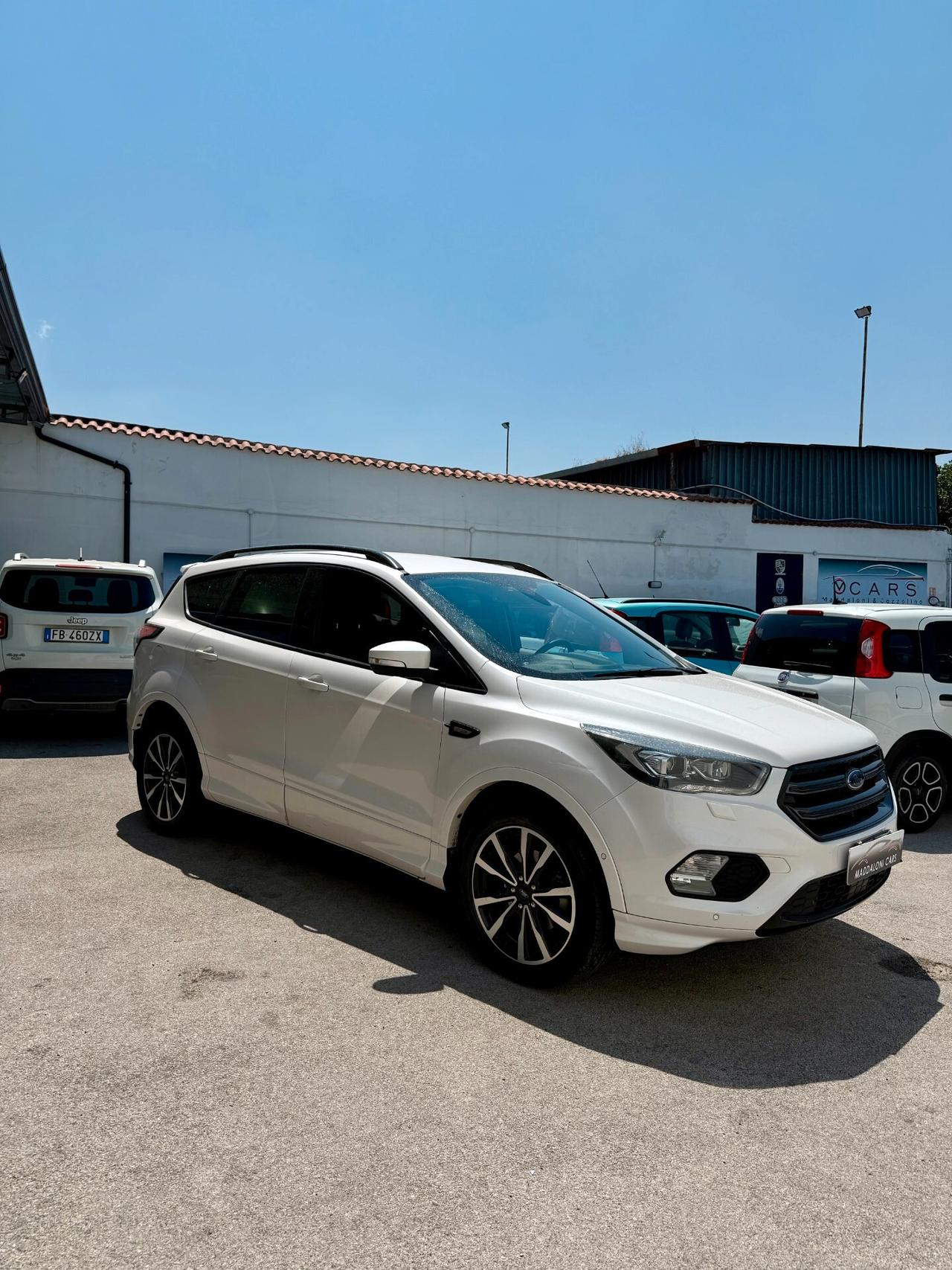 Ford Kuga 1.5 TDCI 120 CV S&S 2WD ST-Line