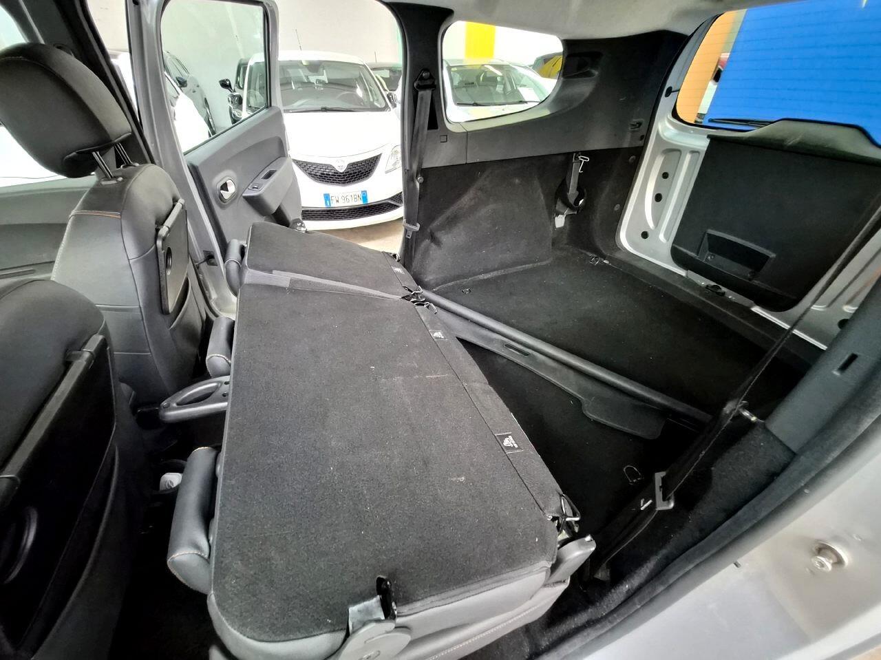 Dacia Lodgy 1.6 GPL Stepway Brave