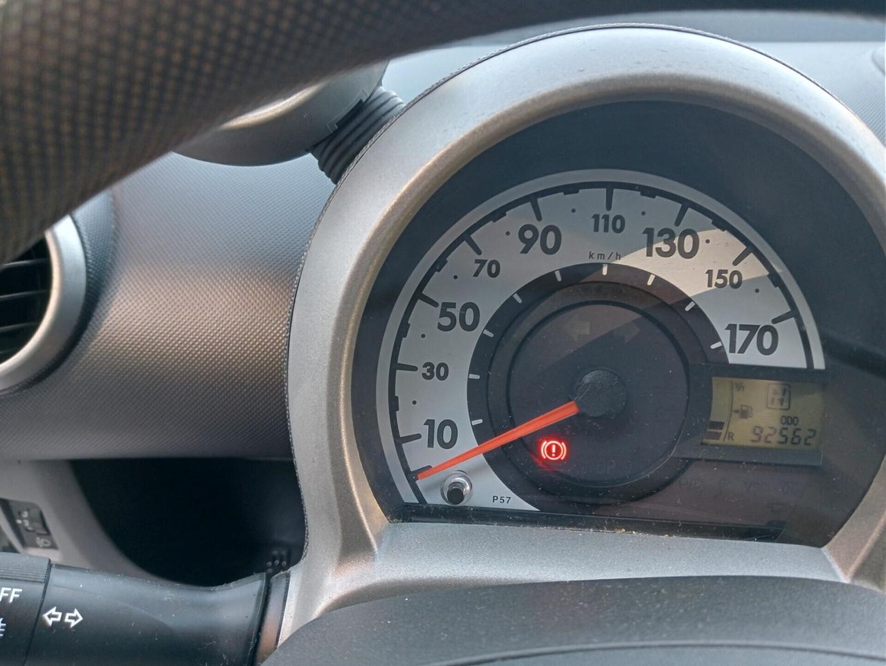 Peugeot 107 1.0 68CV 5p. AUTOMATICA