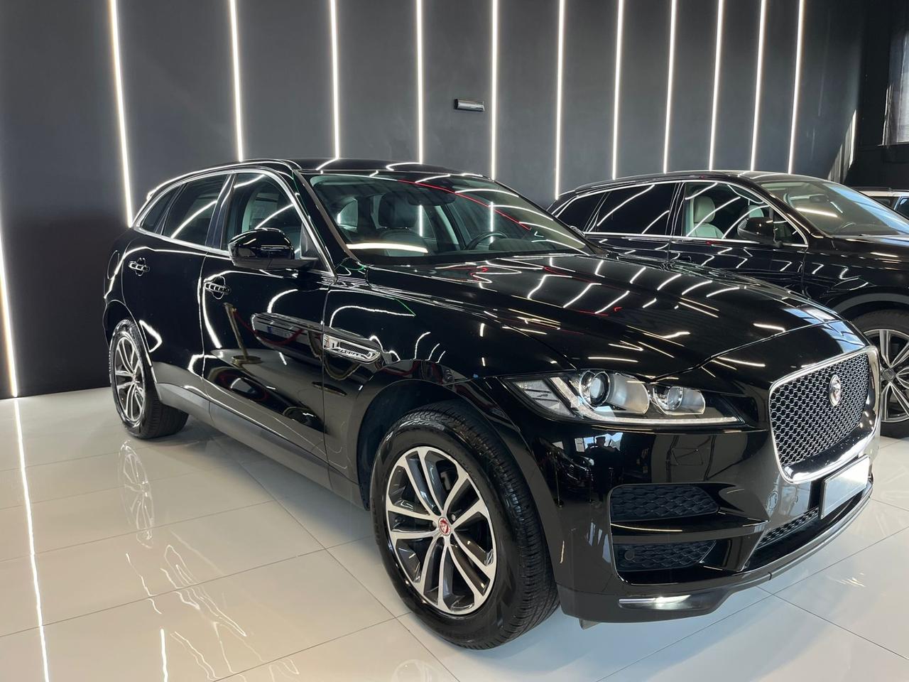 Jaguar F-Pace 2.0 D 180 CV AWD aut.Portfolio