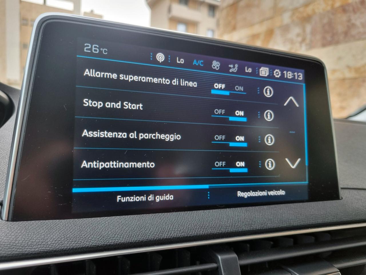 Peugeot 3008 BlueHDi 130 S&S Business