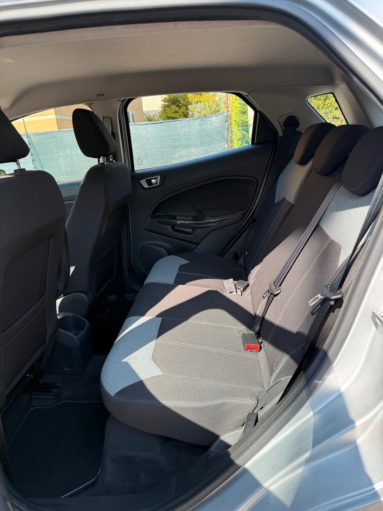 Ford EcoSport 1.5 tdci - NEOPATENTATI - 12 MESI DI GARANZIA -