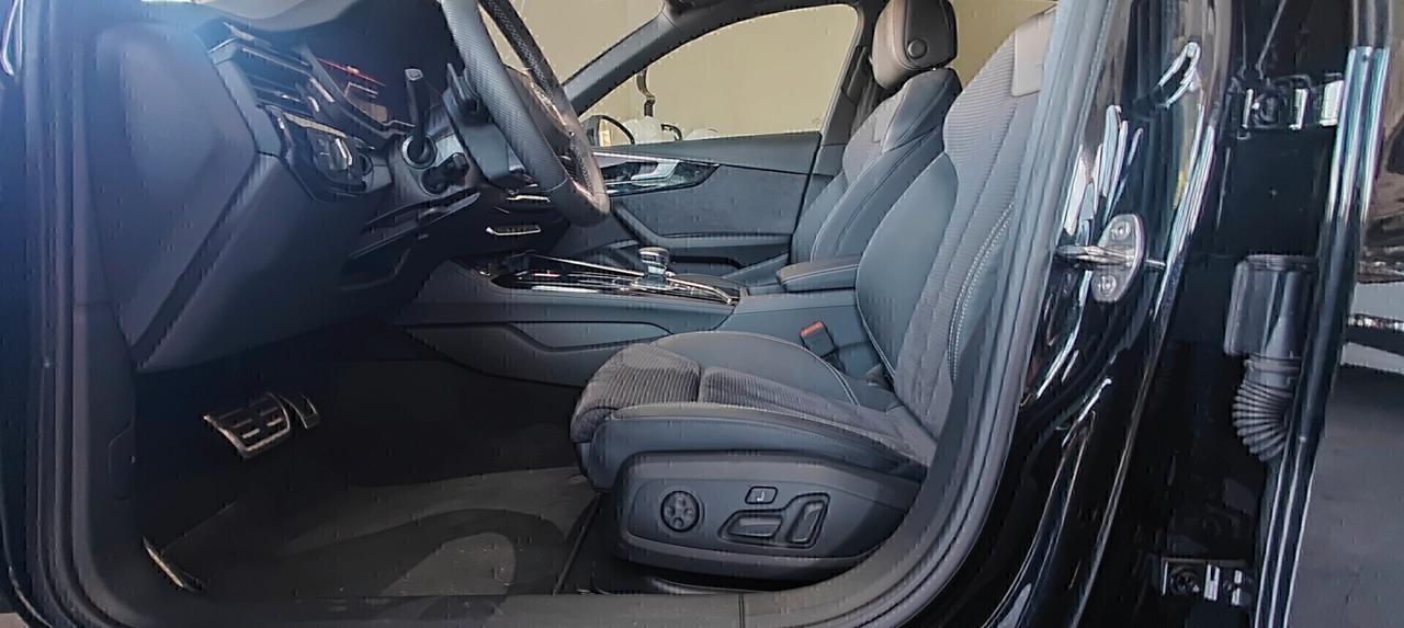 Audi A4 40 TDI quattro S tronic S line edition