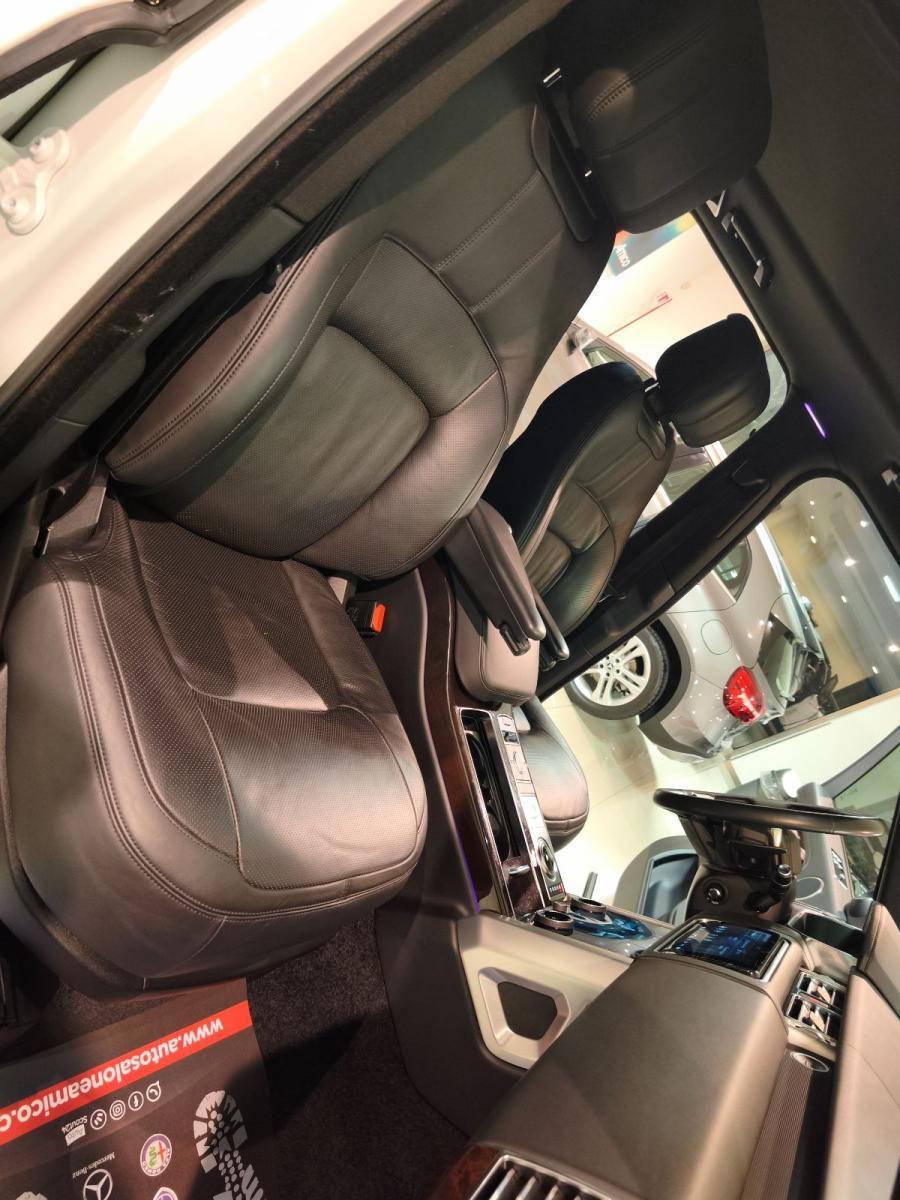 LAND ROVER Range Rover Vogue LWB 3.0 SDV6