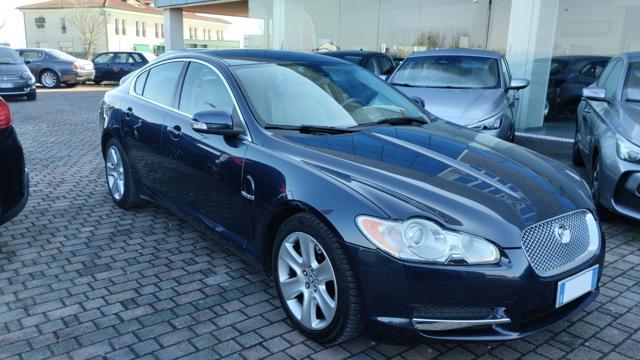 JAGUAR XF 2.7D V6 Luxury