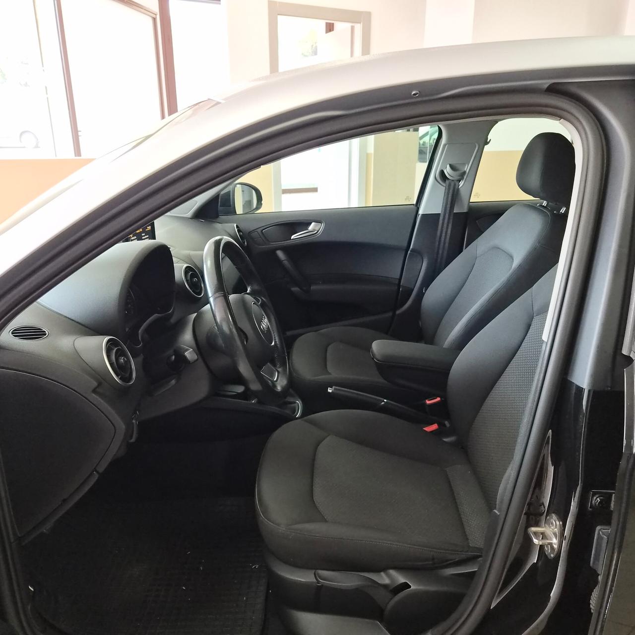 Audi A1 1.6 TDI 116 CV Admired