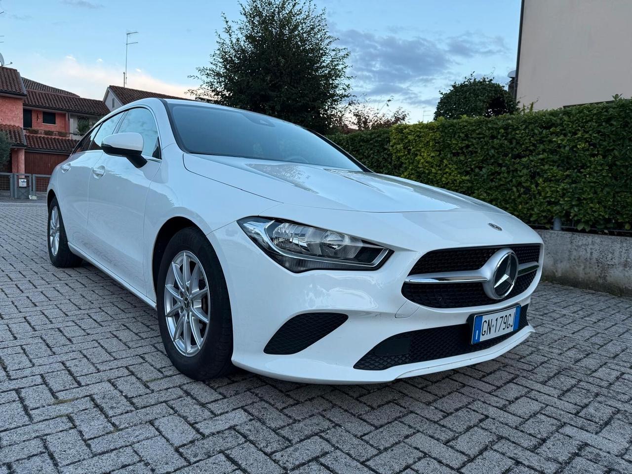 Mercedes-benz CLA 180 d Automatic Executive