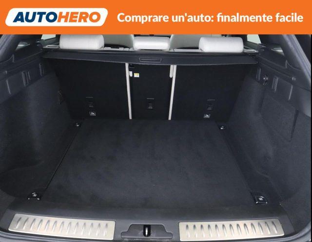 LAND ROVER Range Rover Velar 2.0D I4 240 CV R-Dynamic SE