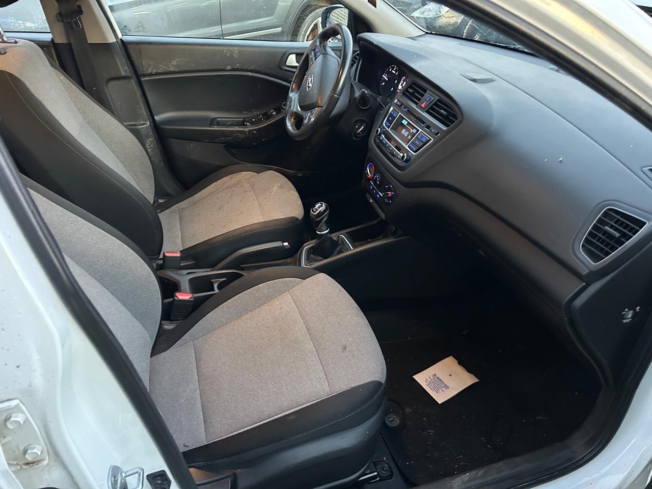 Hyundai i20 1.1 CRDi 12V 5 porte Comfort