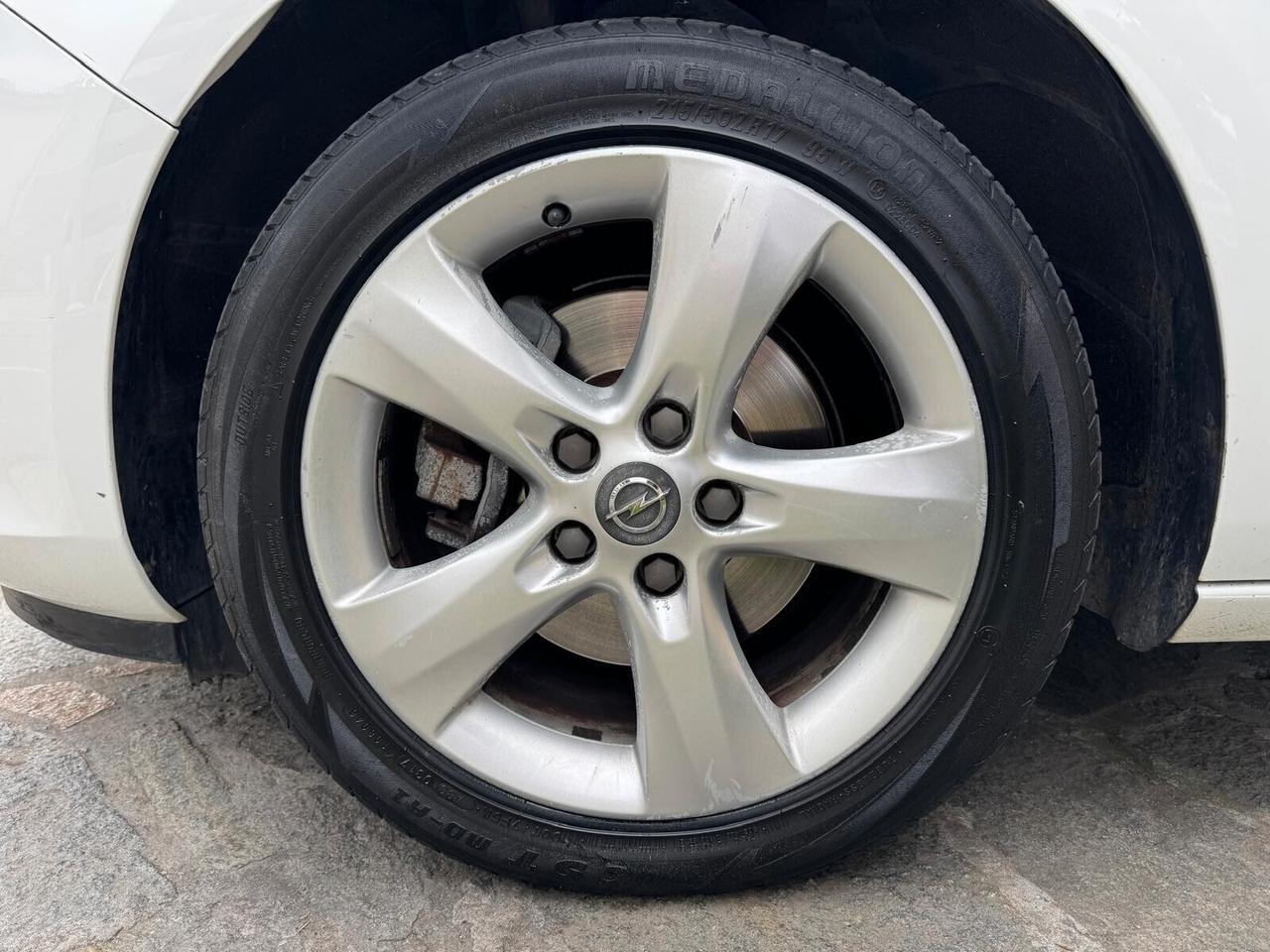 OPEL ASTRA 1.7 CDTI 110cv 5p COSMO NEOPATENT