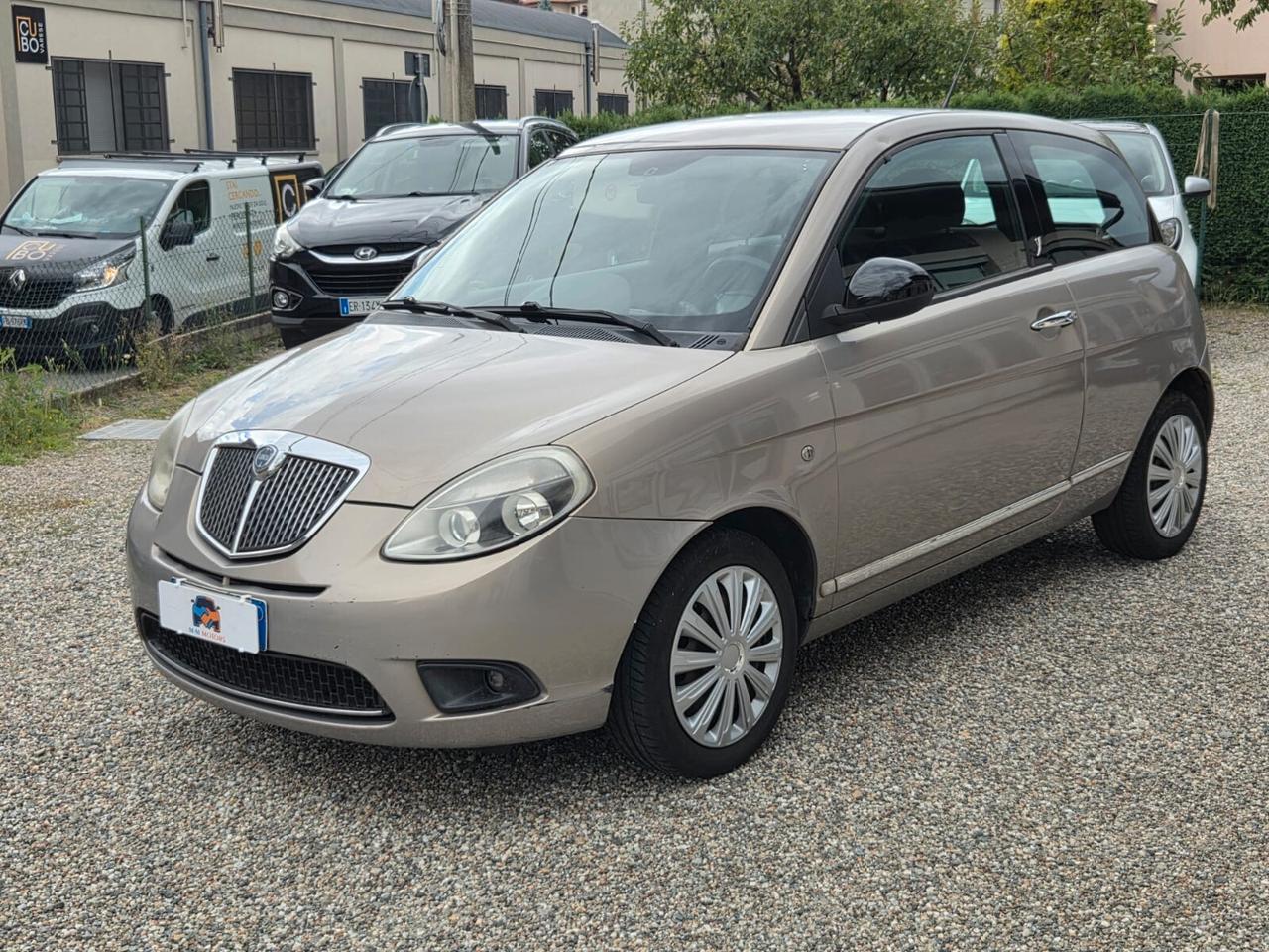 Lancia Ypsilon 1.2 69 CV PLATINUM 3 PORTE