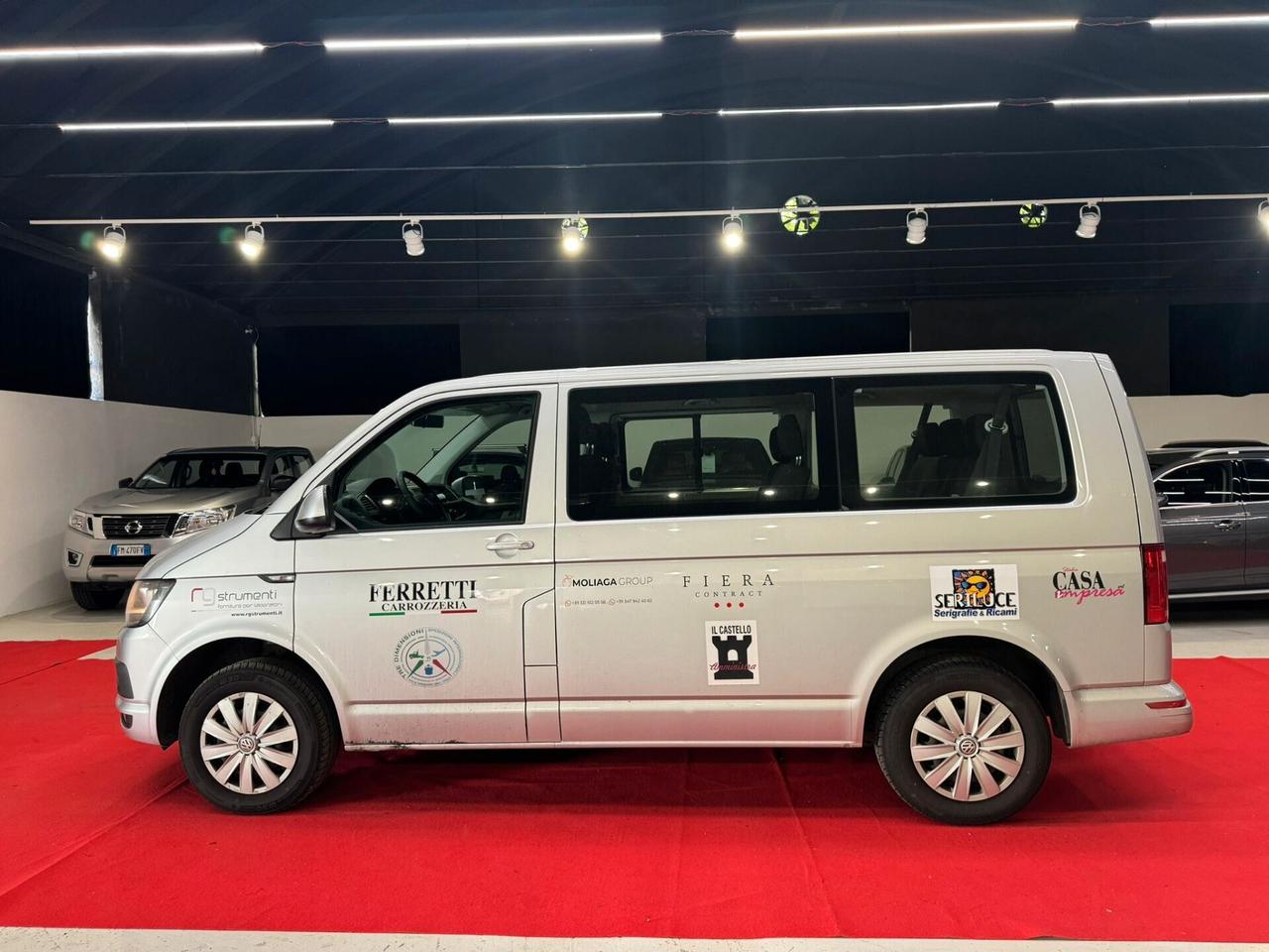 VOLKSWAGEN CARAVELLE KOMBI 9 POSTI