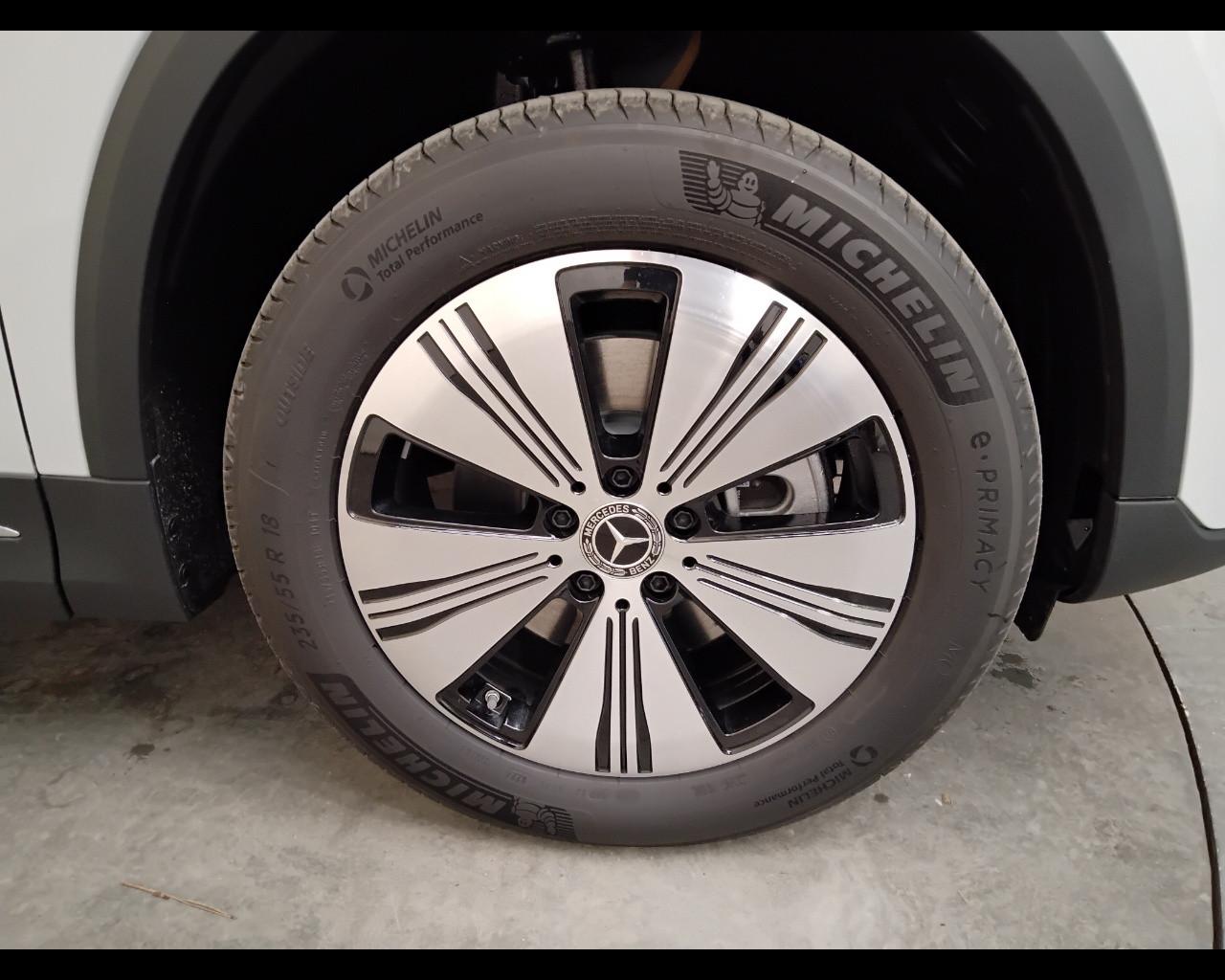 Mercedes-Benz EQA - H243 2024 - EQA 300 AMG Line Advanced Plus 4matic