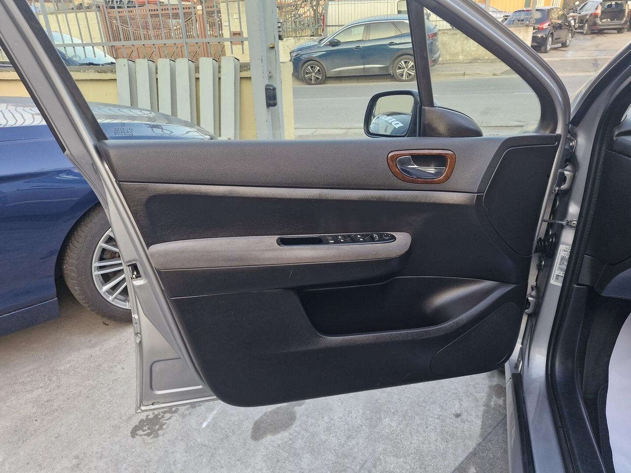 PEUGEOT 307 1.6 BENZINA 109CV